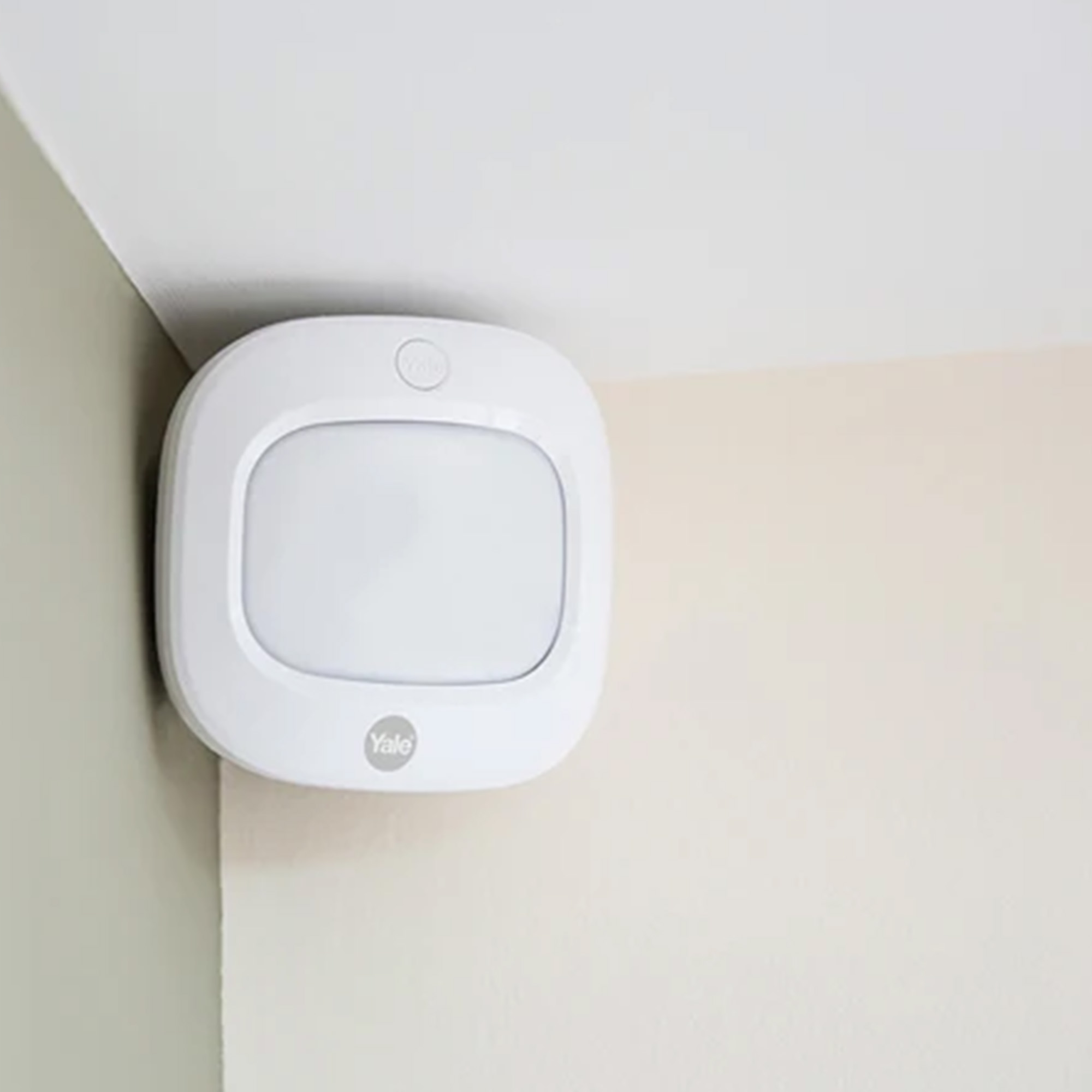 Yale Pet Friendly Motion Detector – Intruder and Sync Alarm Range - Image 3